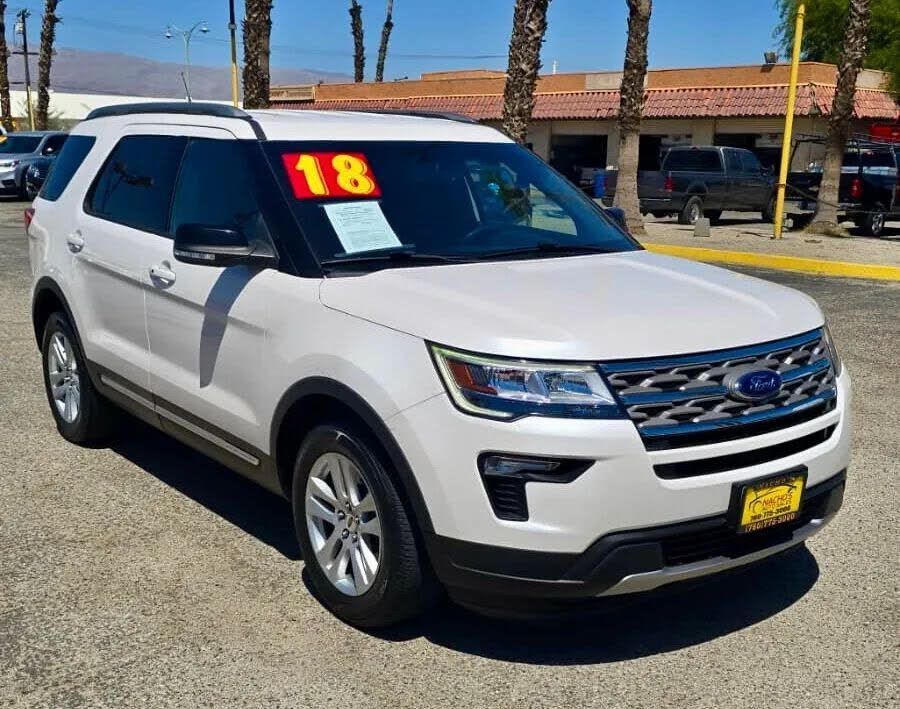 2018 FORD Explorer
