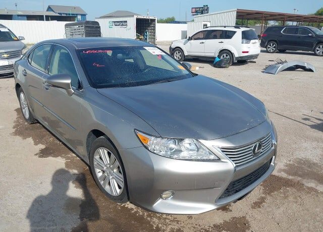 2015 LEXUS ES