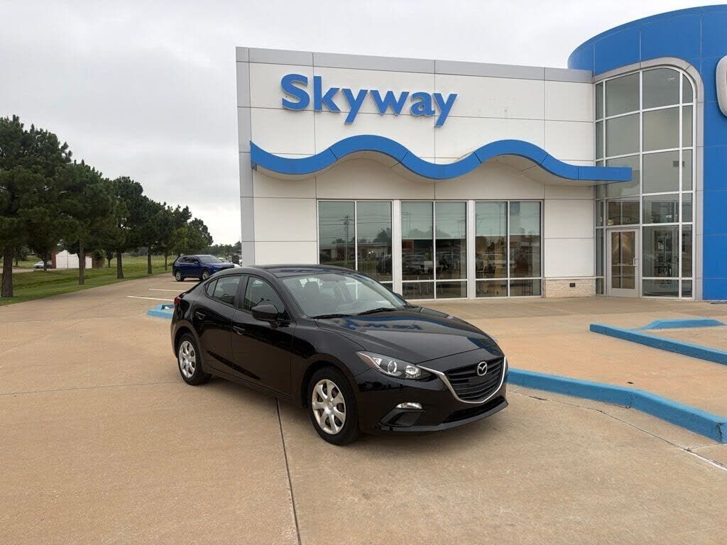 2016 MAZDA Mazda3