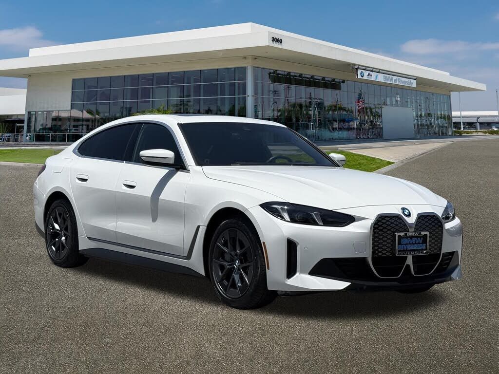 2025 BMW i4