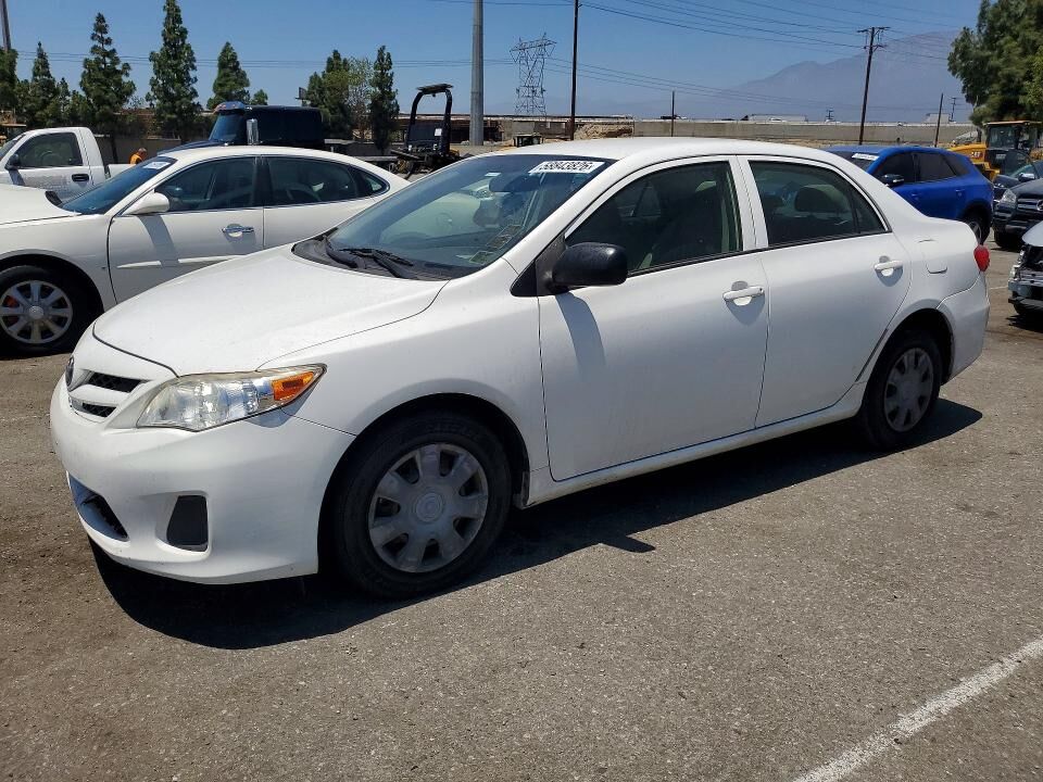 2011 TOYOTA Corolla
