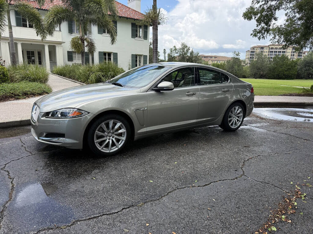 2013 JAGUAR XF