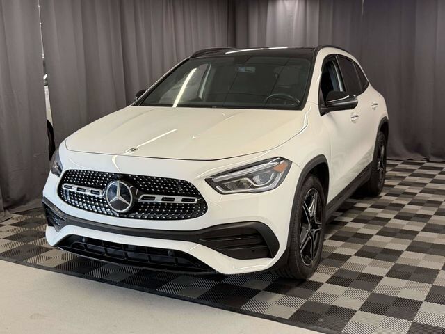 2023 MERCEDES-BENZ GLA-Class