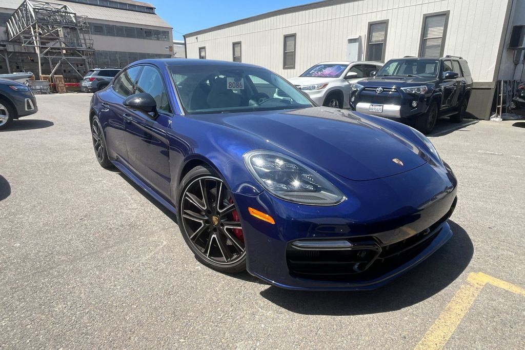 2020 PORSCHE Panamera