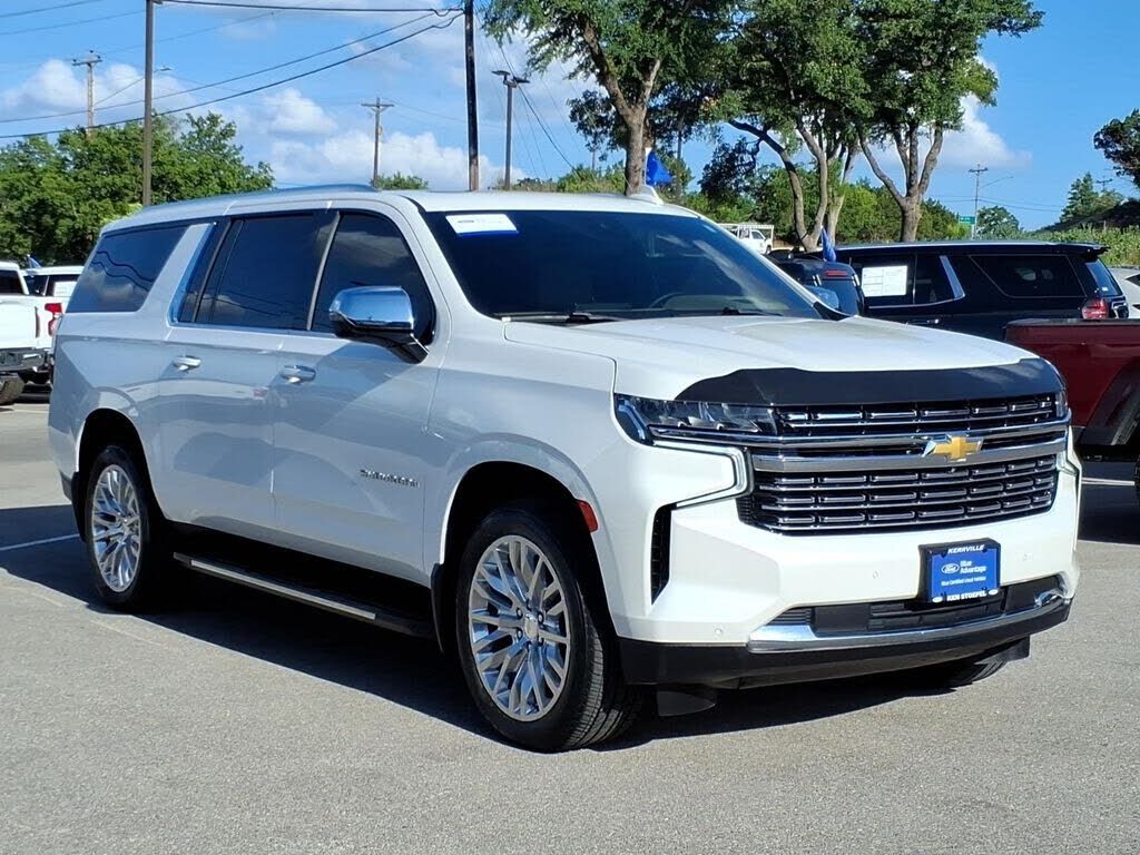 2024 CHEVROLET Suburban