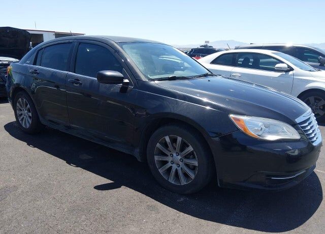 2014 CHRYSLER 200