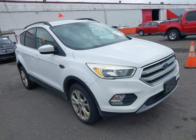 2018 FORD Escape
