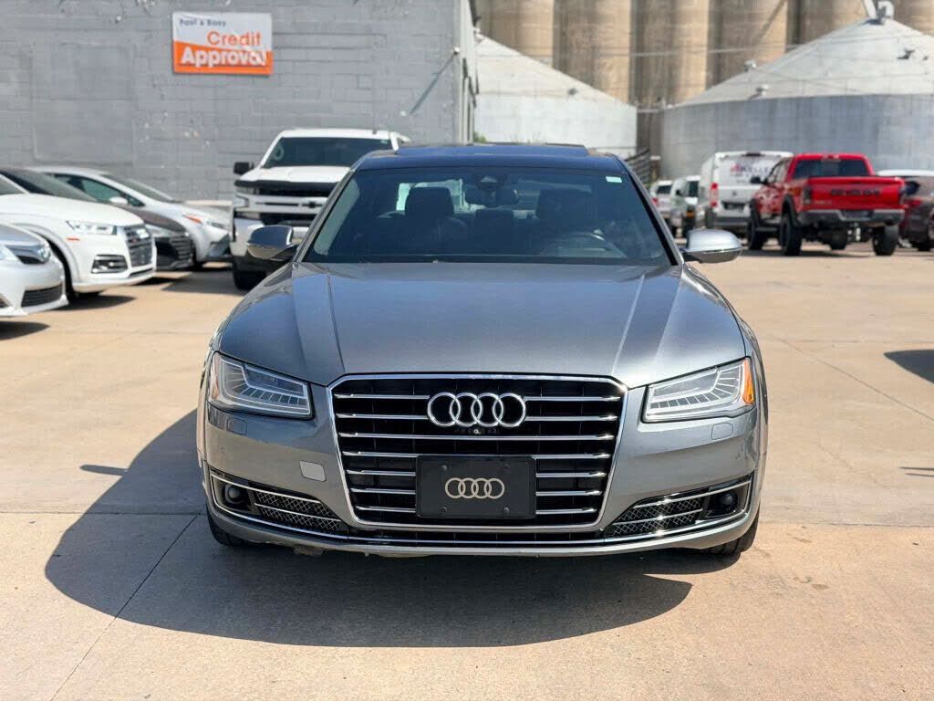 2016 Audi A8