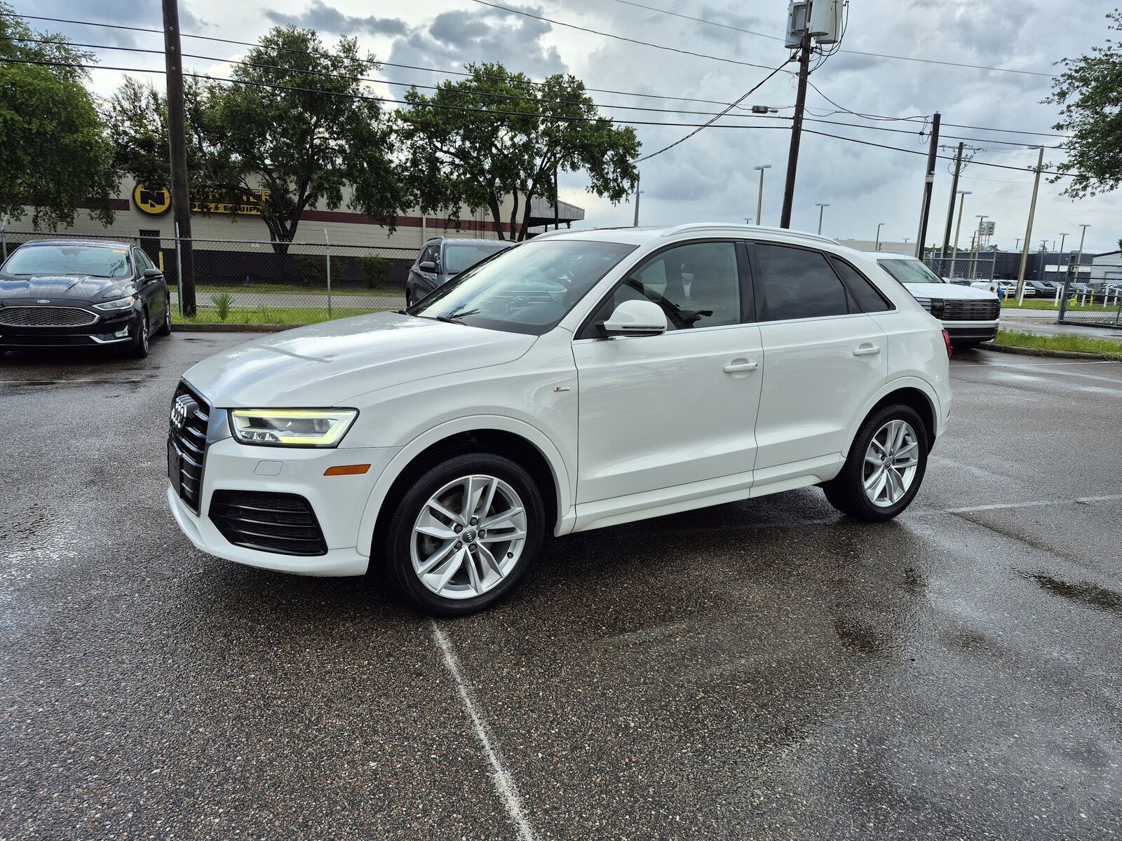 2018 AUDI Q3