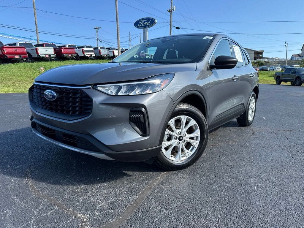 2024 FORD Escape