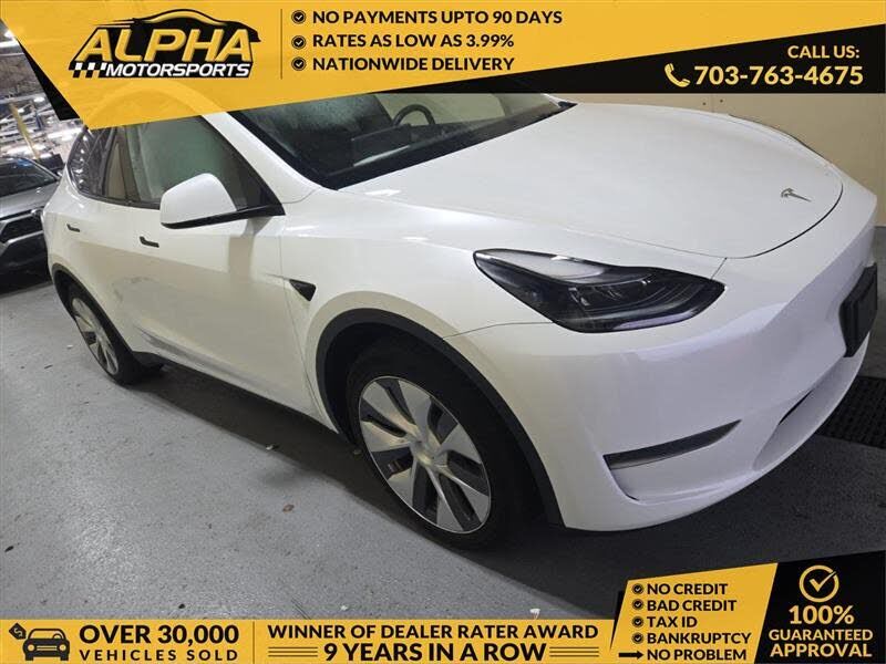 2023 TESLA Model Y