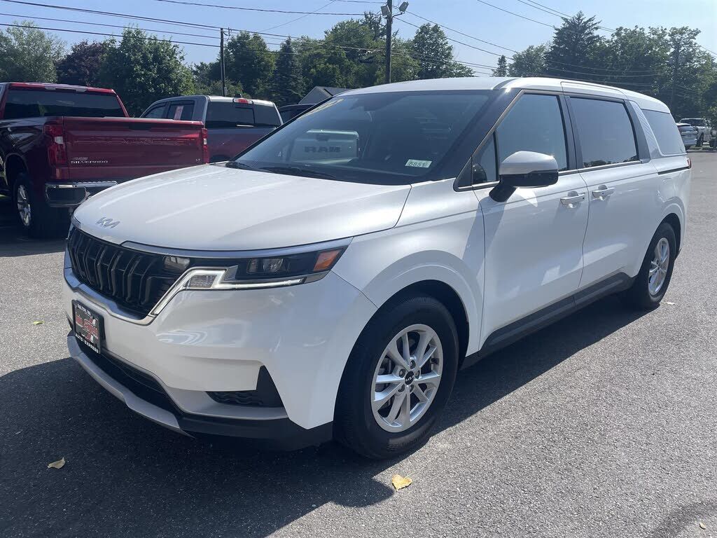 2024 KIA Carnival