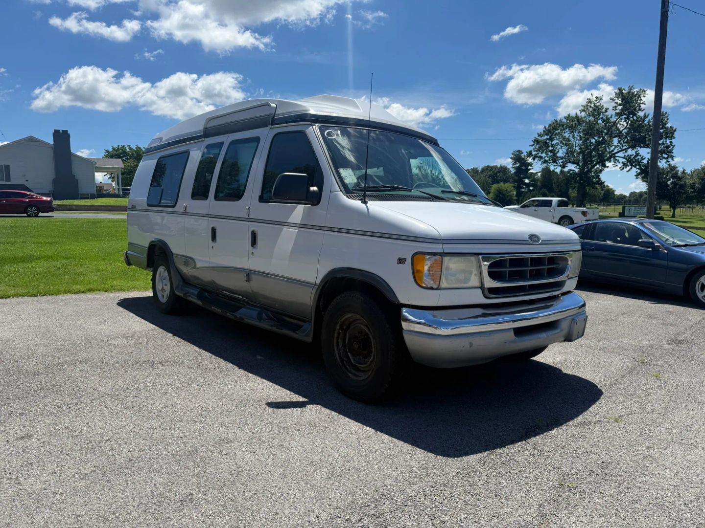 2001 FORD E-250
