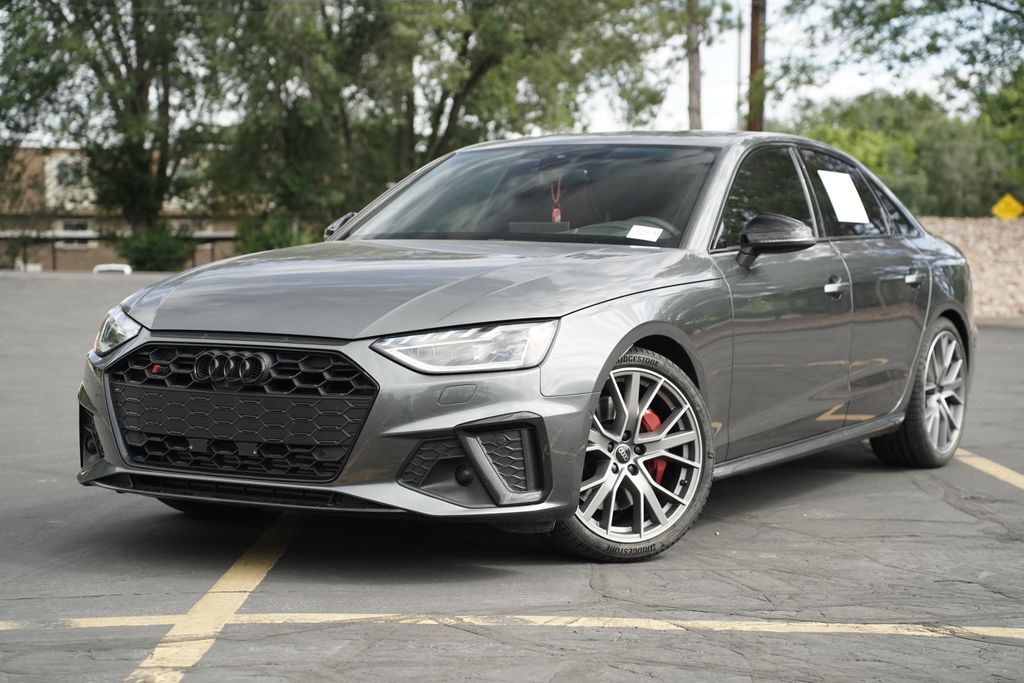 2022 AUDI S4