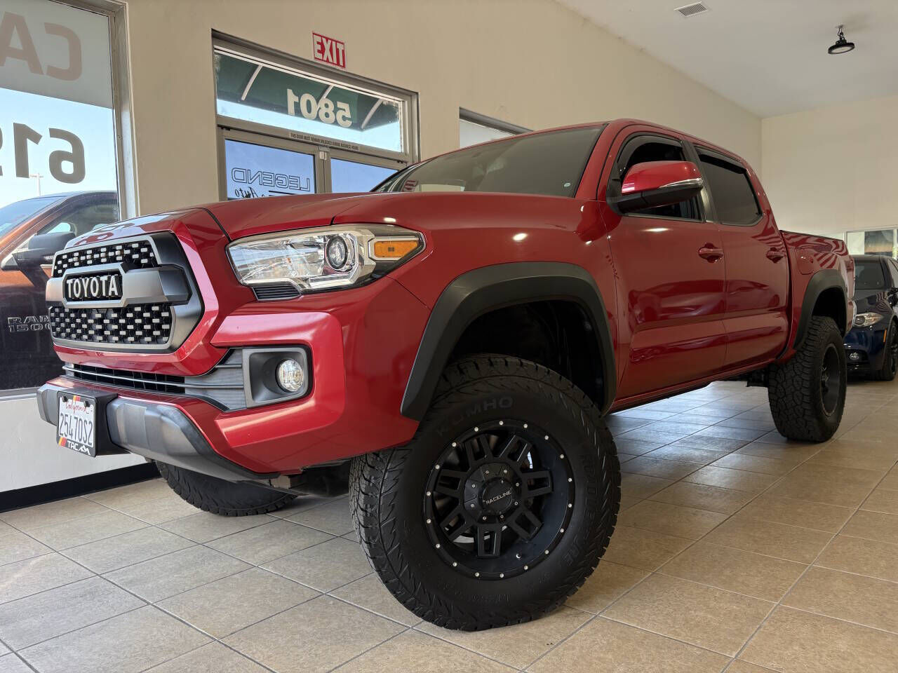 2016 TOYOTA Tacoma