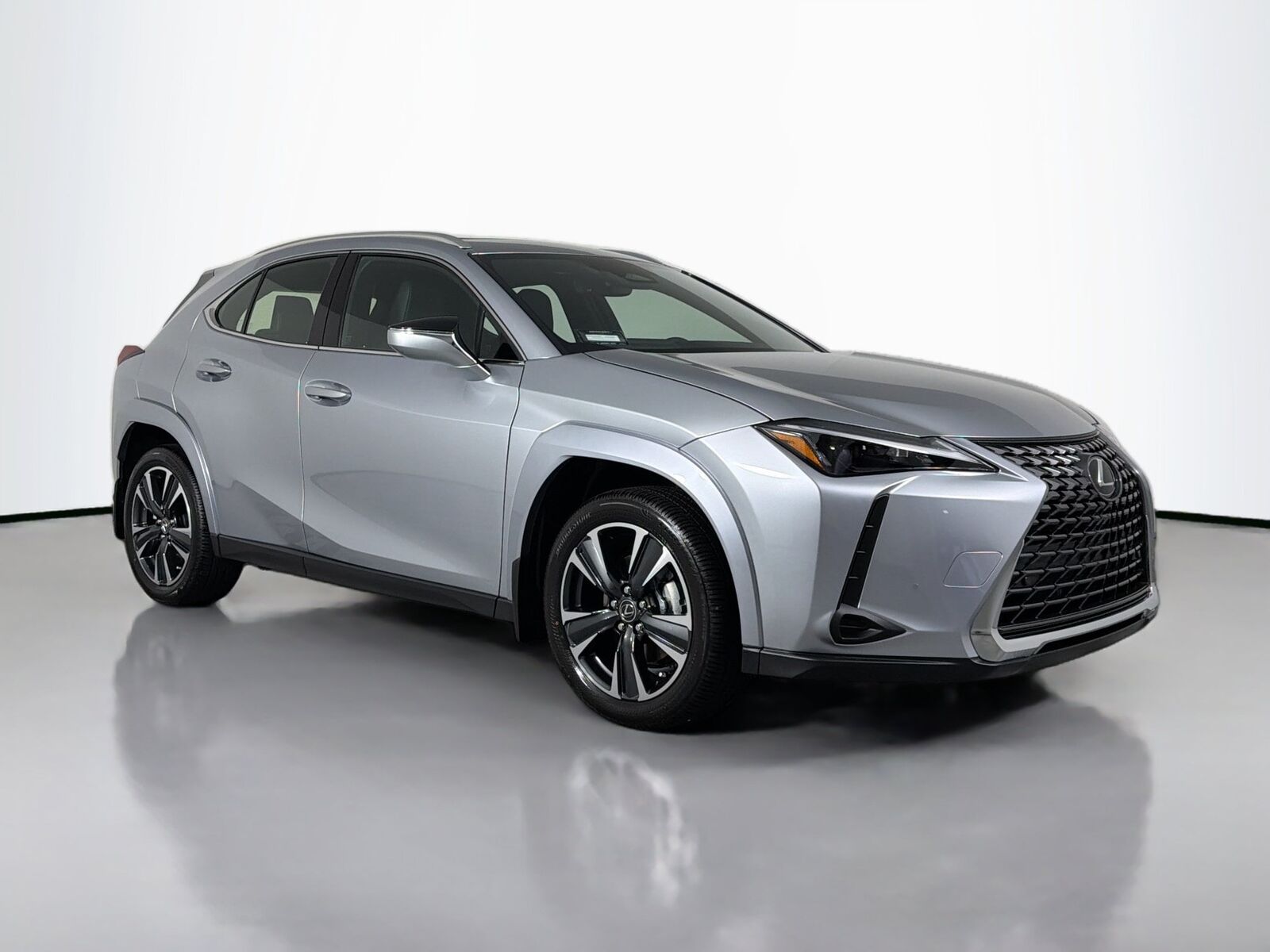 2026 LEXUS UX