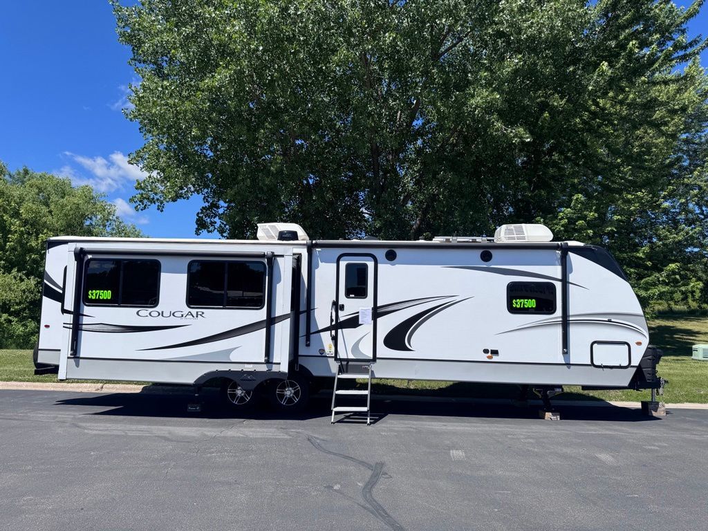 2023 COUGAR Cougar