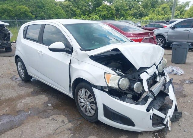 2014 CHEVROLET Sonic