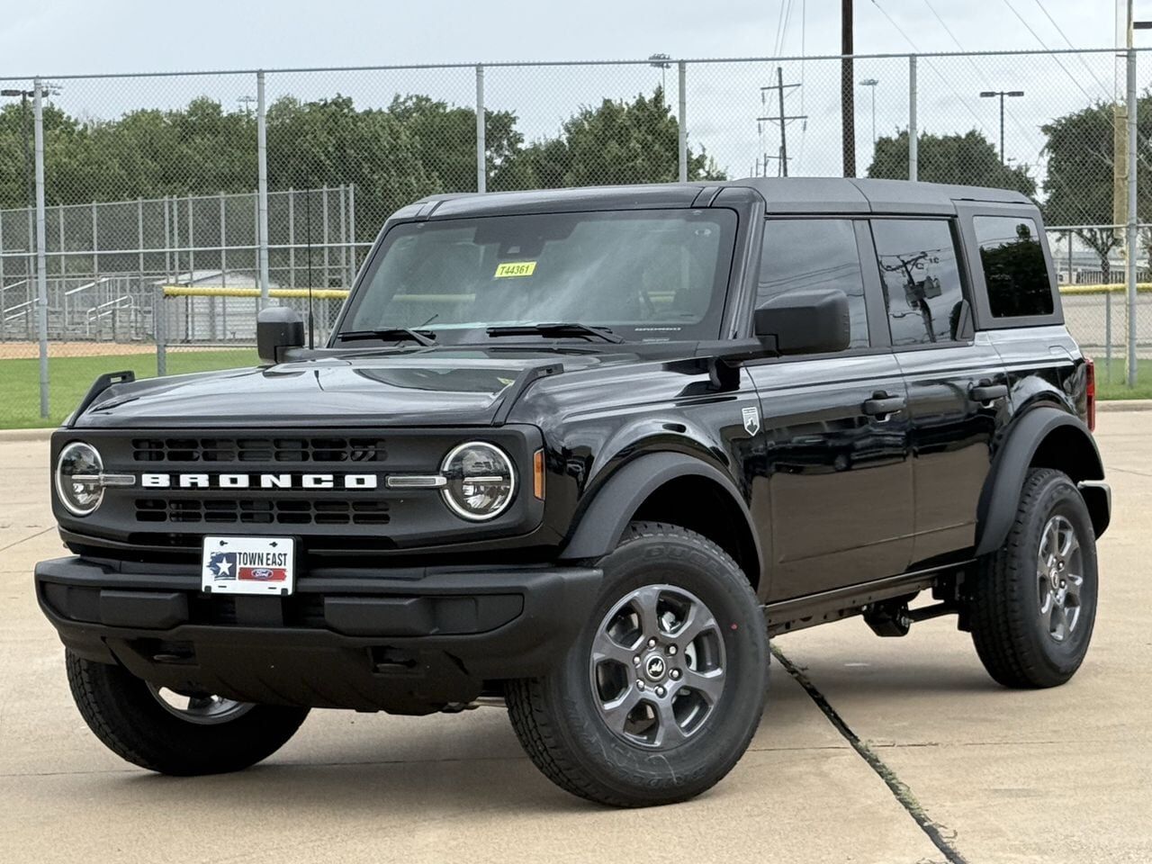 2026 FORD Bronco
