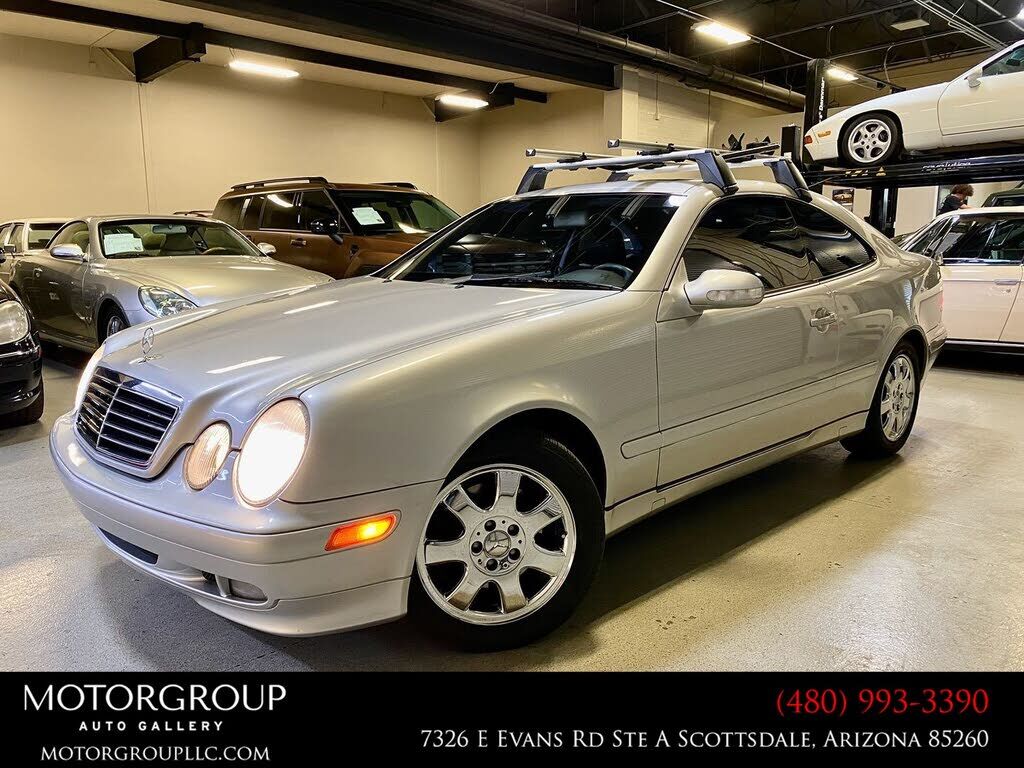 2000 MERCEDES-BENZ CLK-Class