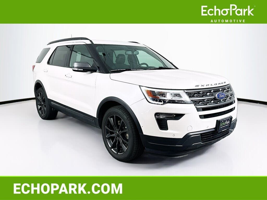 2018 FORD Explorer