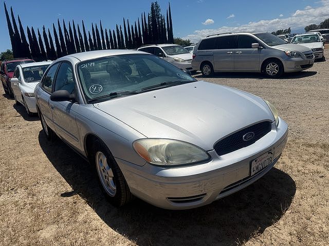 2005 FORD Taurus