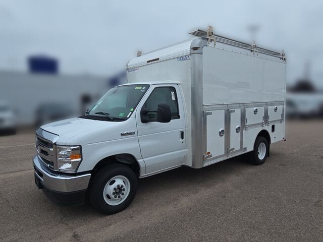 2026 FORD E-450
