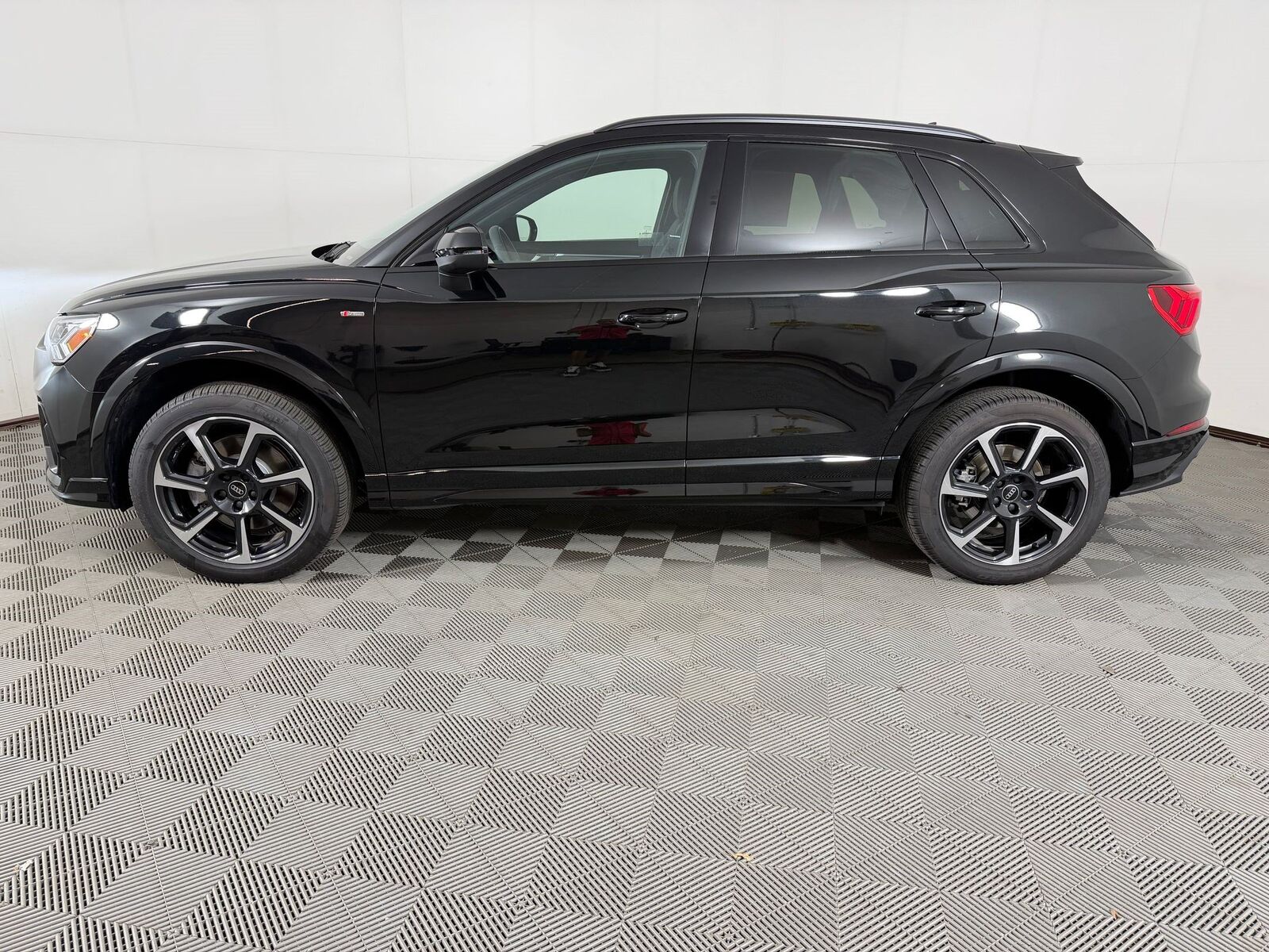 2025 Audi Q3