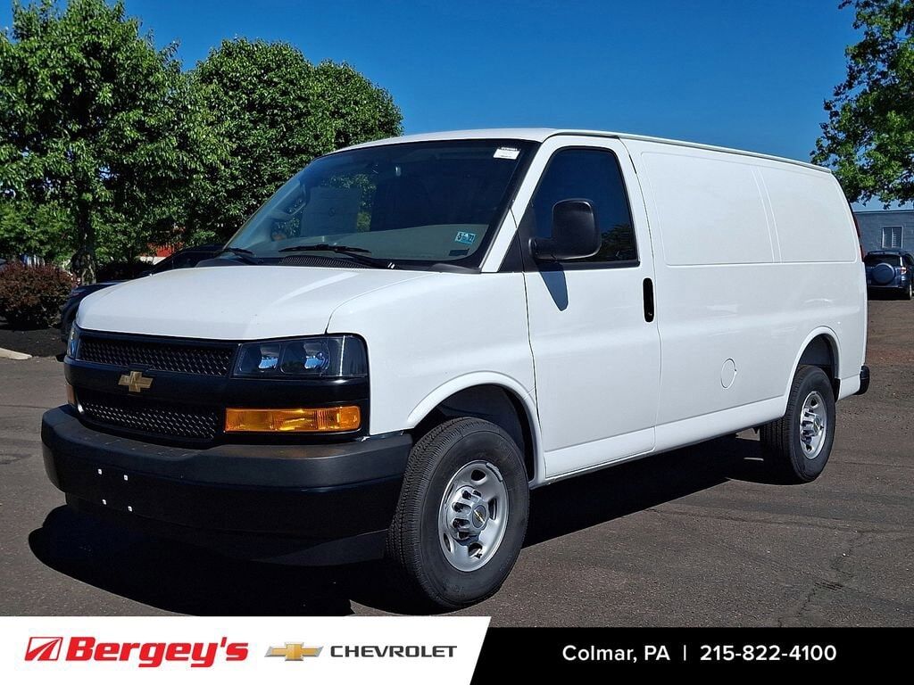 2026 CHEVROLET Express