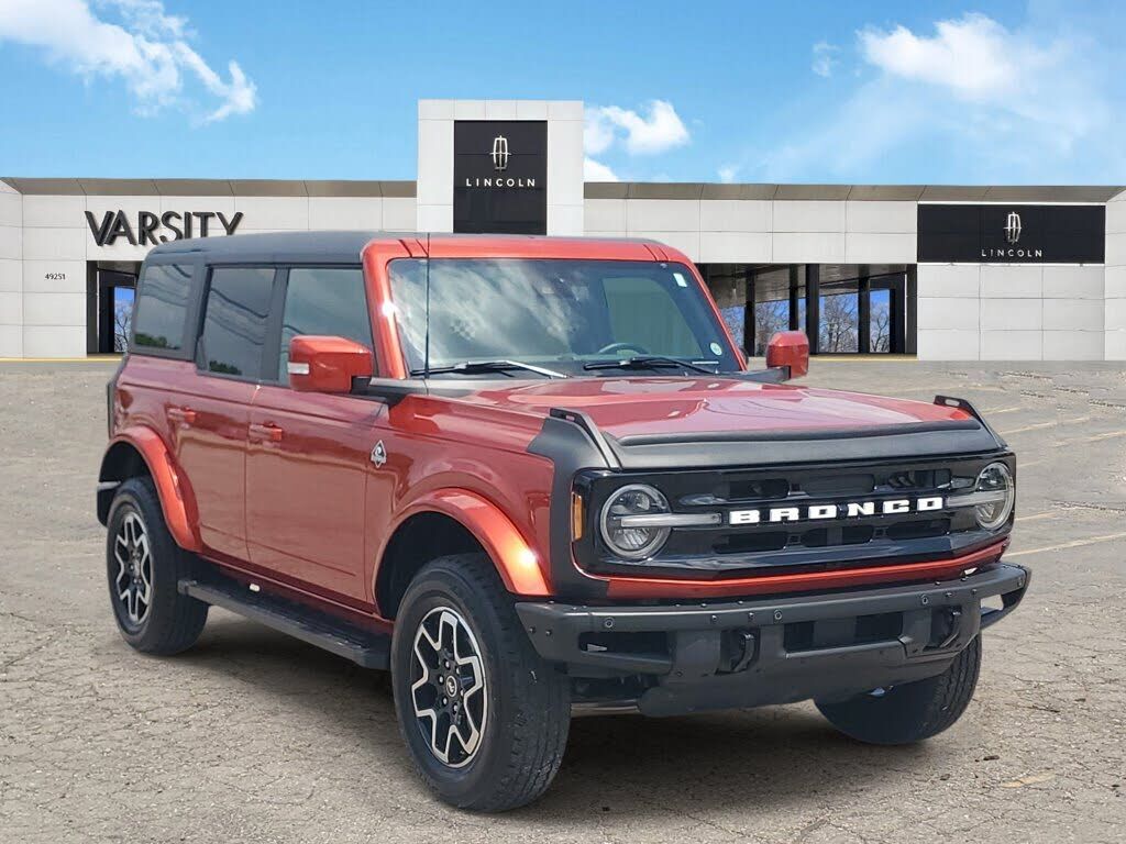 2023 FORD Bronco