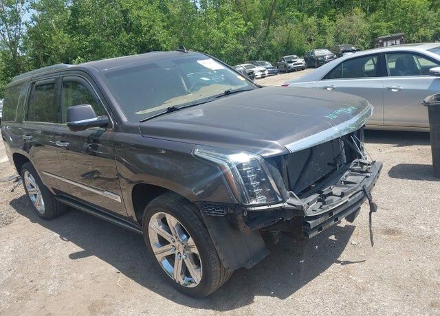 2016 CADILLAC Escalade