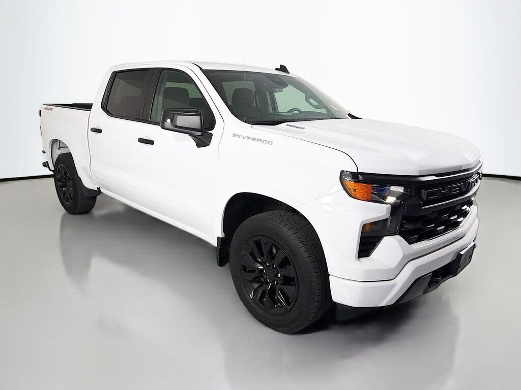 2024 CHEVROLET Silverado