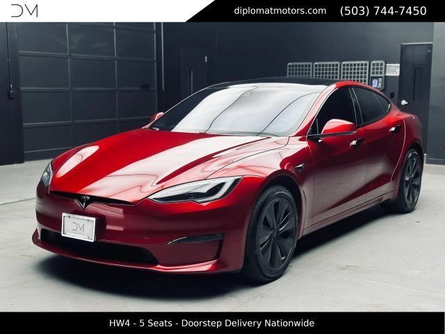 2024 TESLA Model S