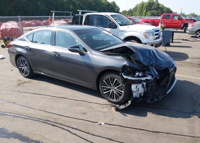 2023 LEXUS ES