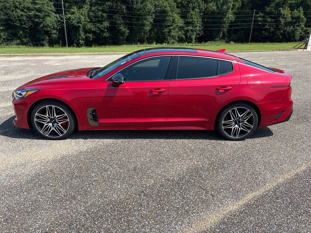 2022 KIA Stinger