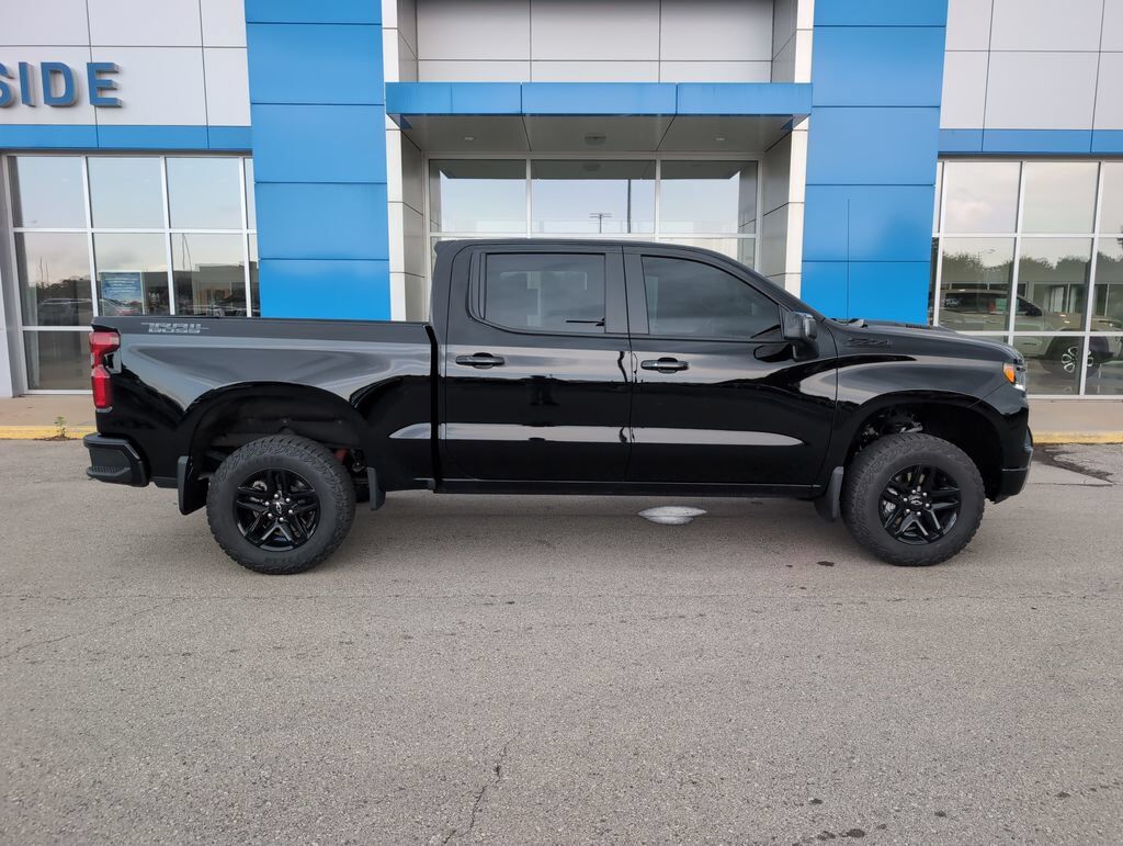 2023 CHEVROLET Silverado
