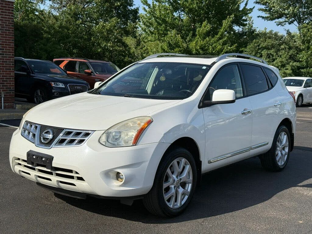 2011 NISSAN Rogue