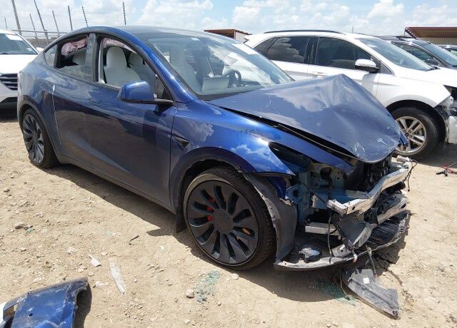 2022 TESLA Model Y