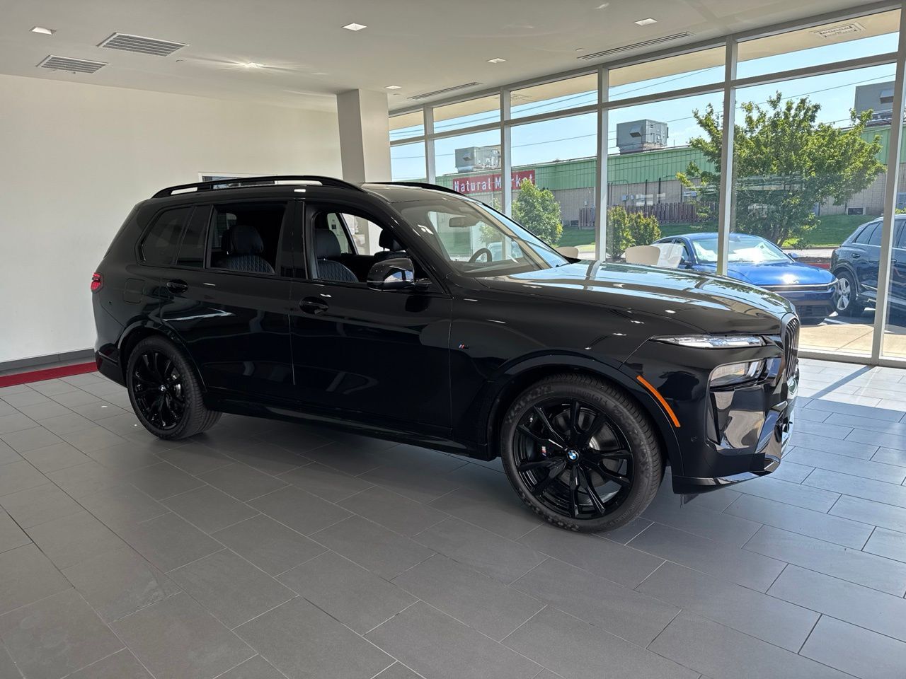 2027 BMW X7