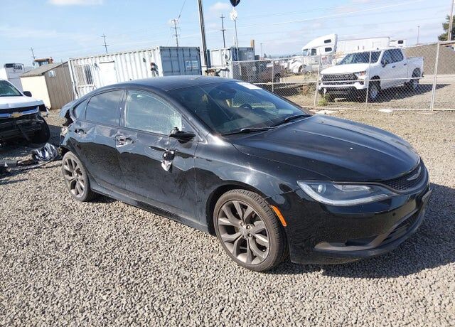 2016 CHRYSLER 200
