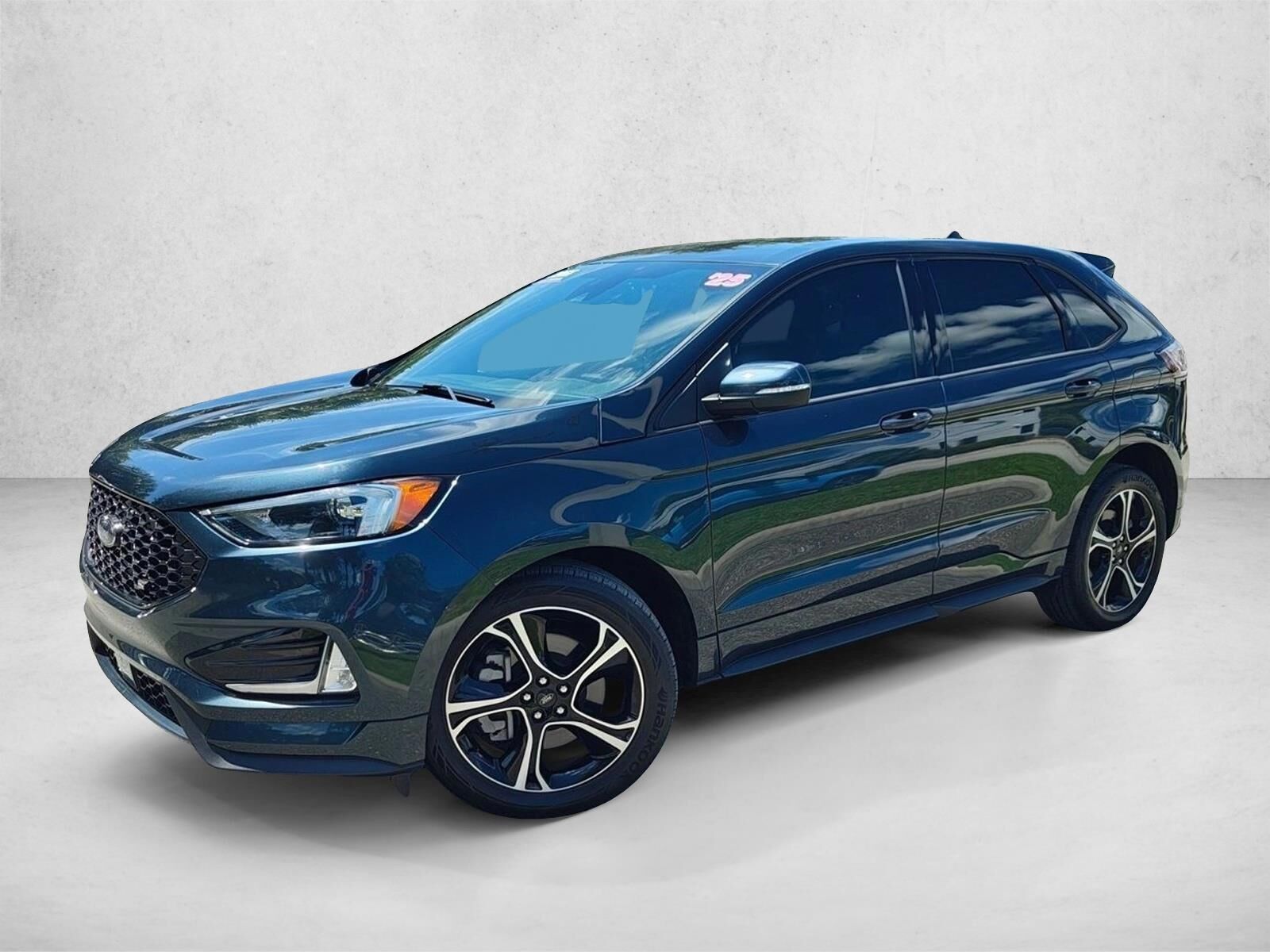 2023 FORD Edge