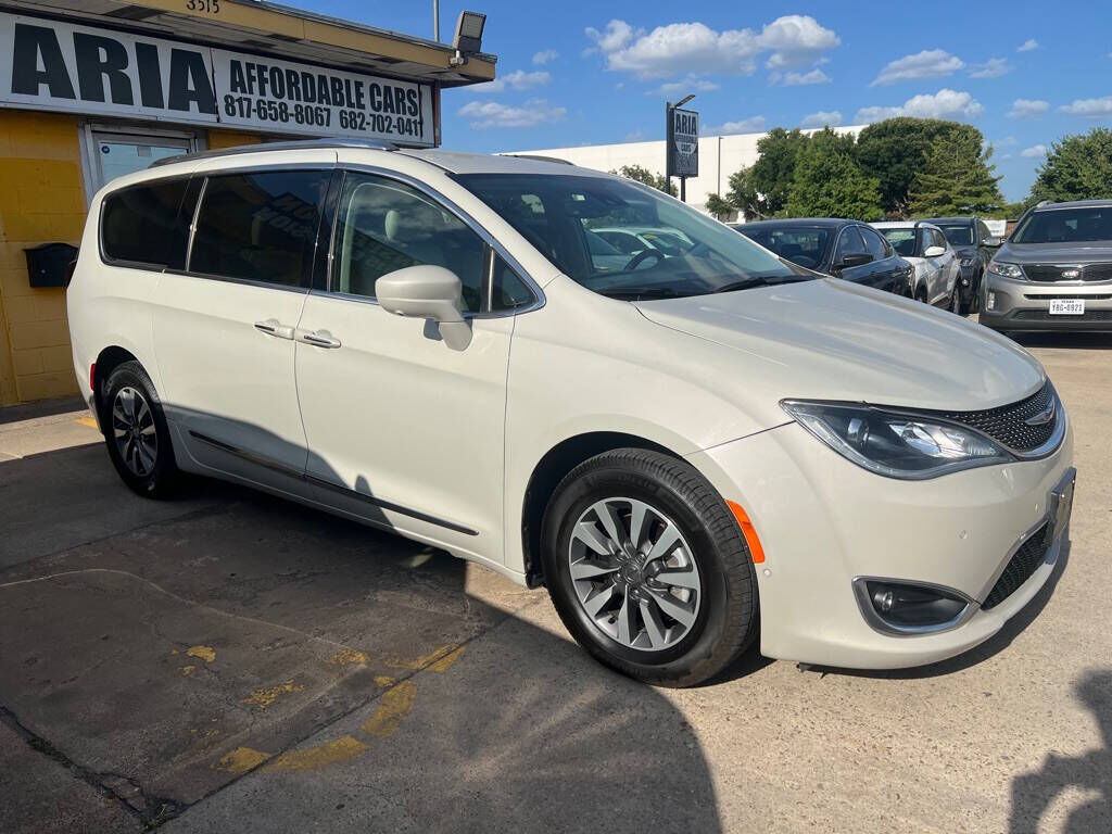 2020 CHRYSLER Pacifica