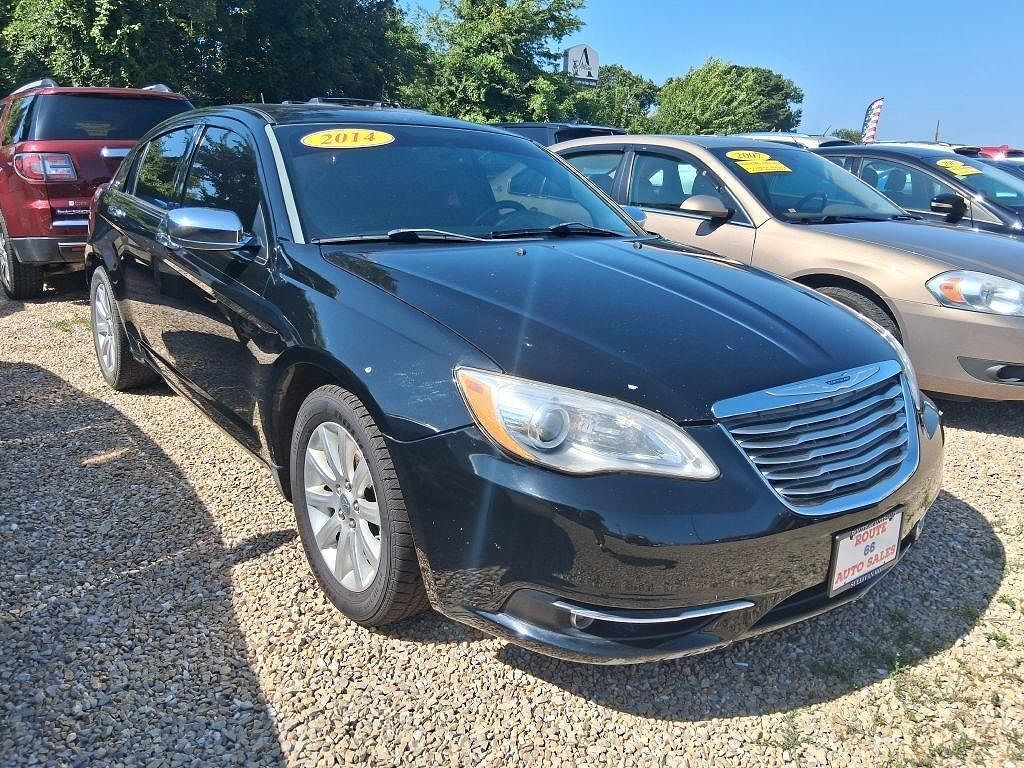 2014 CHRYSLER 200