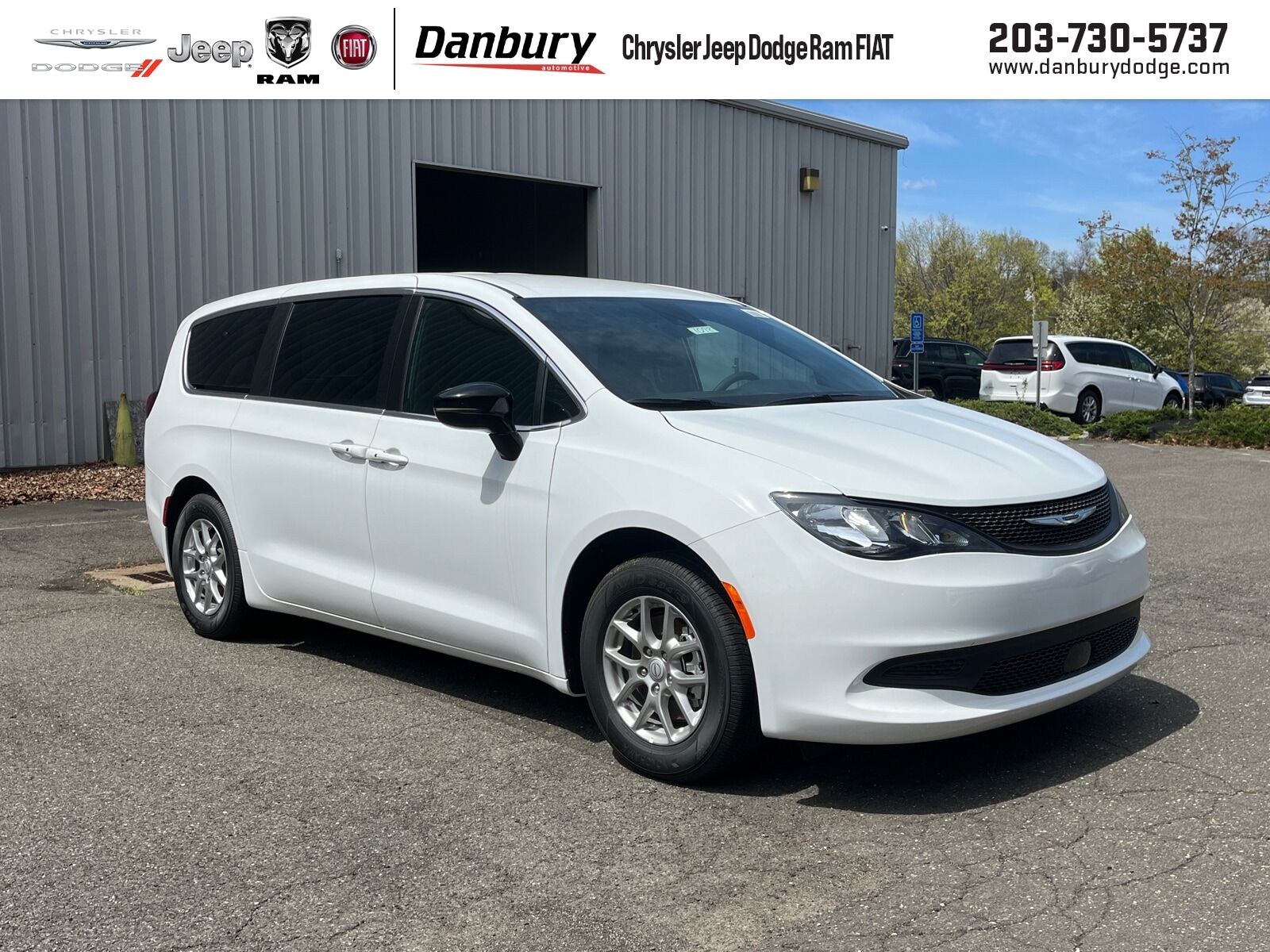 2026 CHRYSLER Voyager
