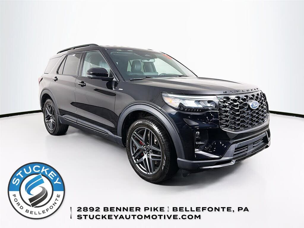 2025 FORD Explorer