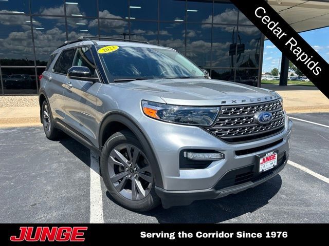 2023 FORD Explorer