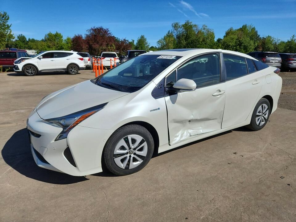2017 TOYOTA PRIUS
