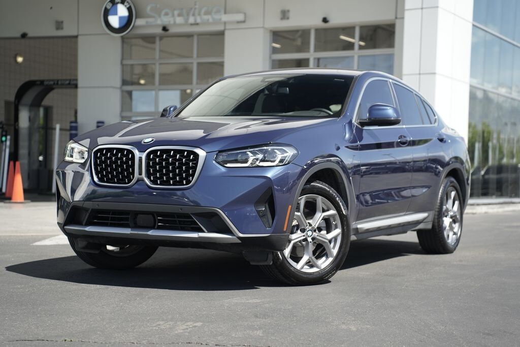 2025 BMW X4