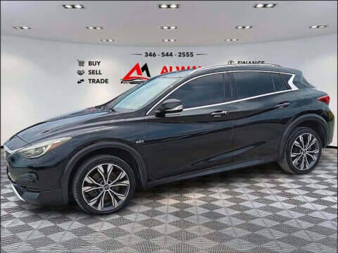 2017 INFINITI QX30