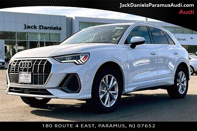 2025 AUDI Q3